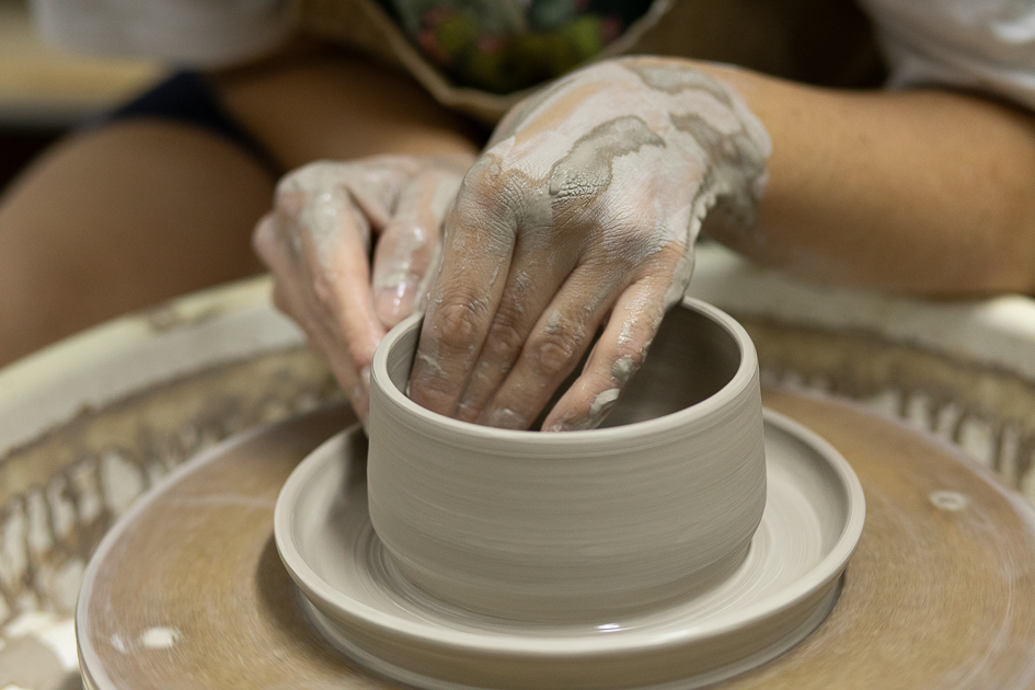 Experiencia cerámica a medida en Taller Inu